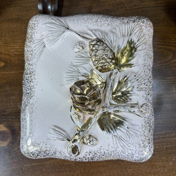 Vintage Lefton Trinket Box Soft Pink and Gold Glazed Ceramic Jewelry Box - Picture 7 of 14